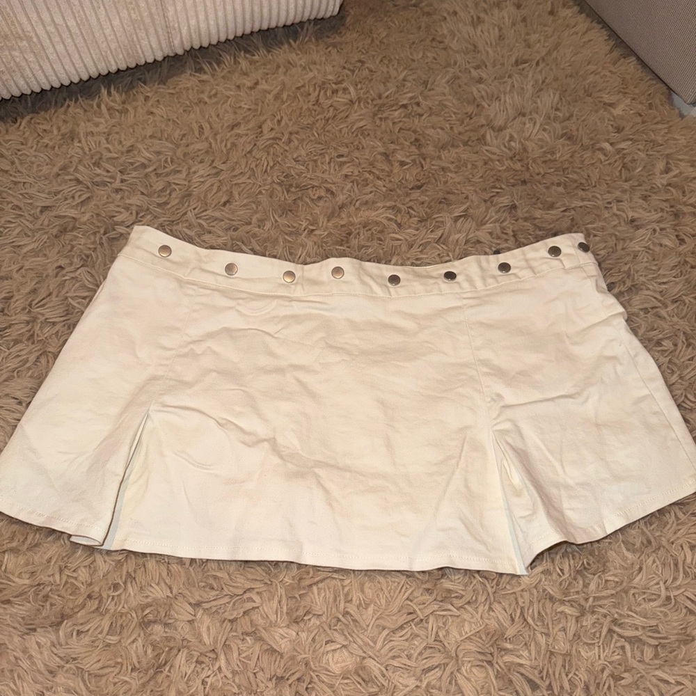 Edikted Cream Studded Skirt size XL (skort)